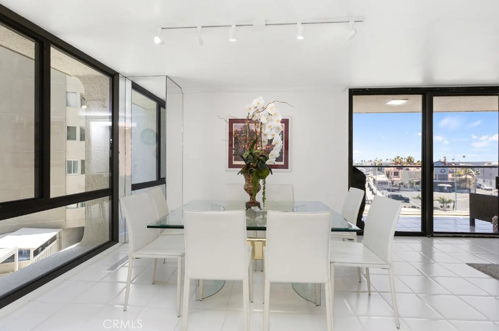 601 Lido Park Drive 2E, Newport Beach CA 92663 - photo 6