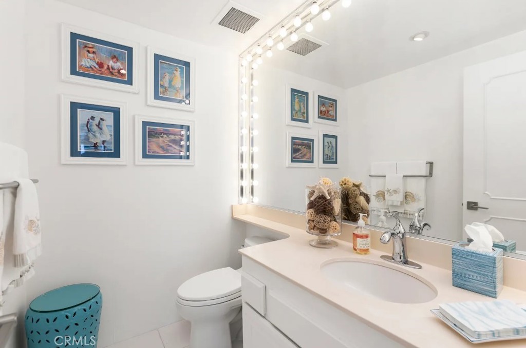 601 Lido Park Drive 2E, Newport Beach CA 92663 - photo 17