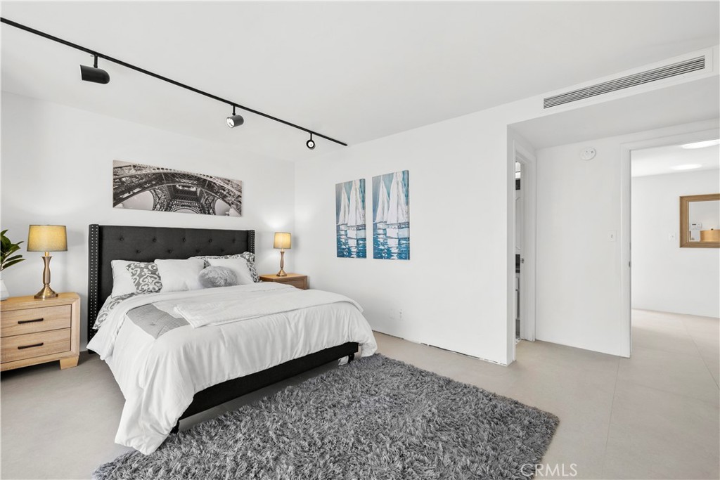 601 Lido Park Drive 6F, Newport Beach CA 92663 - photo 17