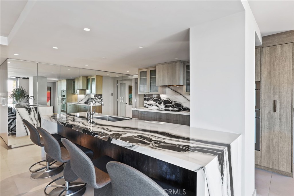 Luxury stone island - 601 Lido Park, Newport Beach CA 92663 - photo 7