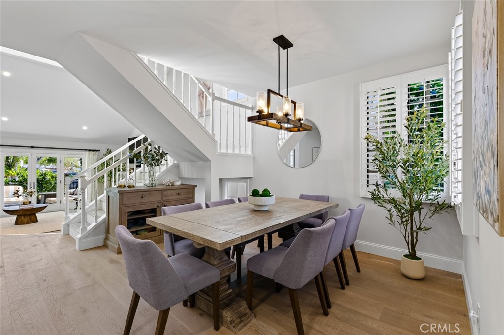 607 Dahlia Avenue, Newport Beach CA 92625 - photo 9