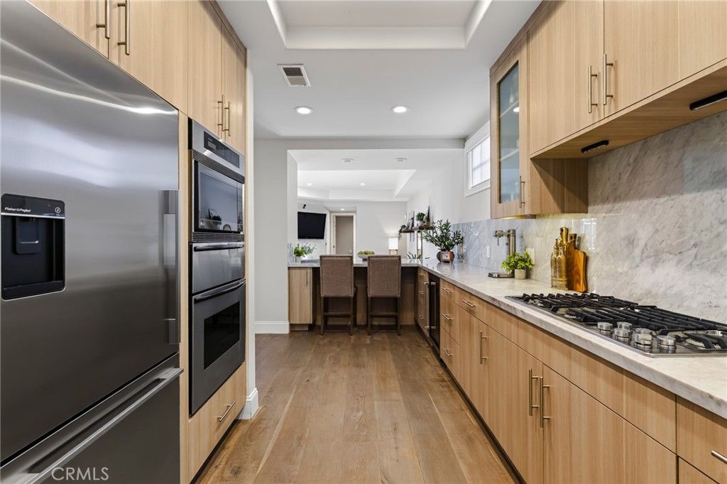 607 Dahlia Avenue, Newport Beach CA 92625 - photo 14