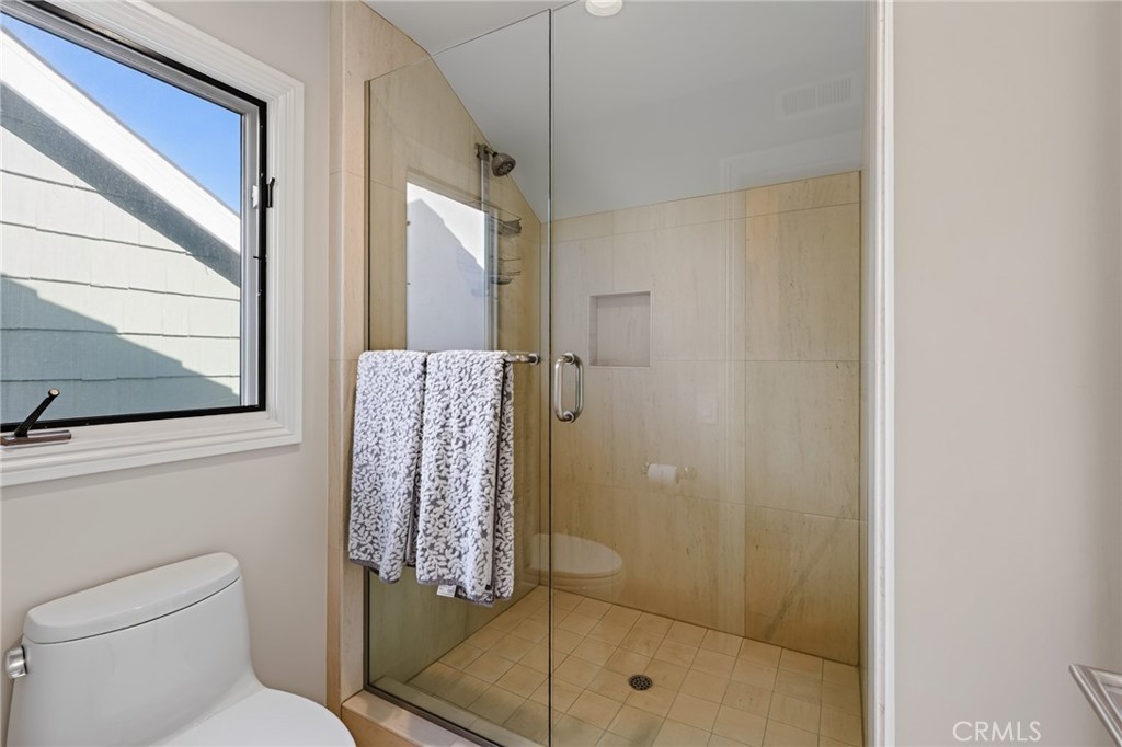 607 Dahlia Avenue, Newport Beach CA 92625 - photo 28