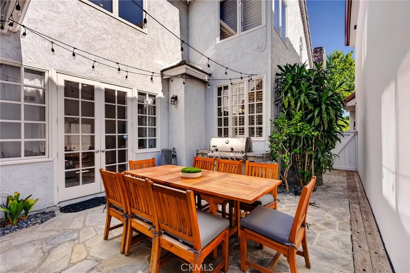 607 Dahlia Avenue, Newport Beach, CA 92625 607 Dahlia Avenue, Newport Beach, CA 92625