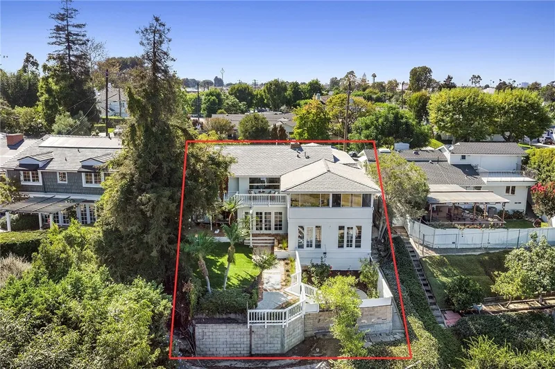 608 Saint James Place, Newport Beach