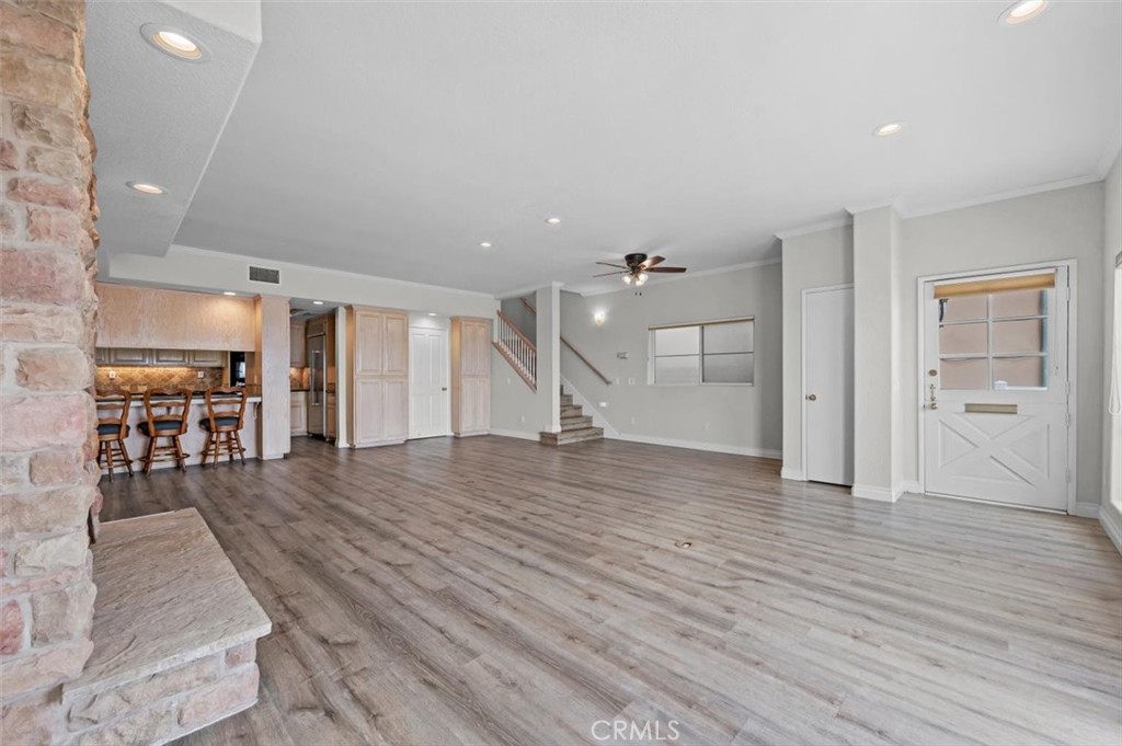 608 W Oceanfront, Newport Beach CA 92661 - photo 4