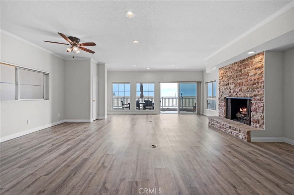 608 W Oceanfront, Newport Beach CA 92661 - photo 5