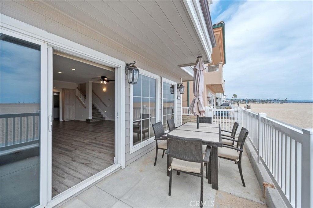 608 W Oceanfront, Newport Beach CA 92661 - photo 6