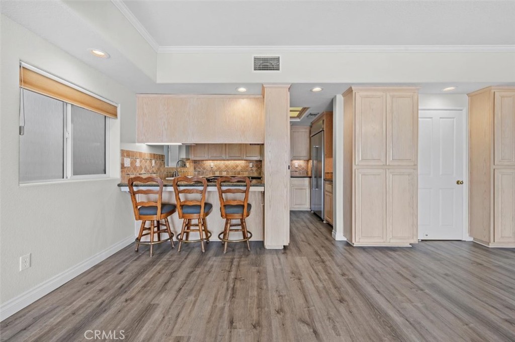 608 W Oceanfront, Newport Beach CA 92661 - photo 8