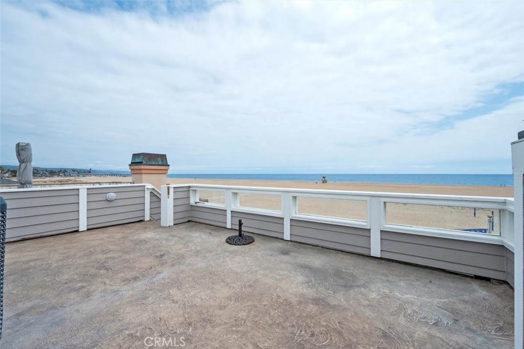 608 W Oceanfront, Newport Beach CA 92661 - photo 16