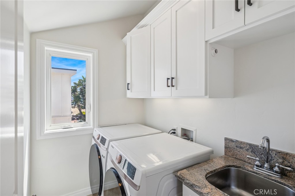 6111 Seashore Drive, Newport Beach CA 92663 - photo 31