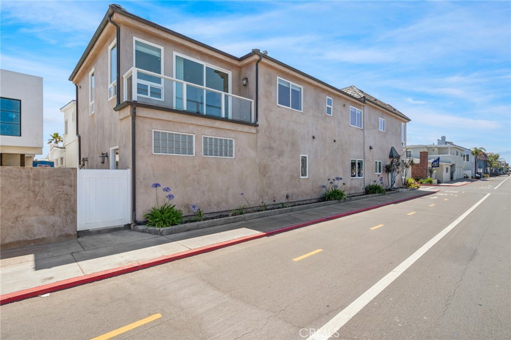 6111 Seashore Drive, Newport Beach CA 92663 - photo 36