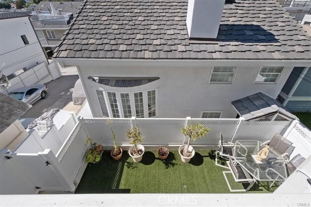 Back Yard Areal - 613 Poppy Avenue, Newport Beach CA 92625 - photo 5