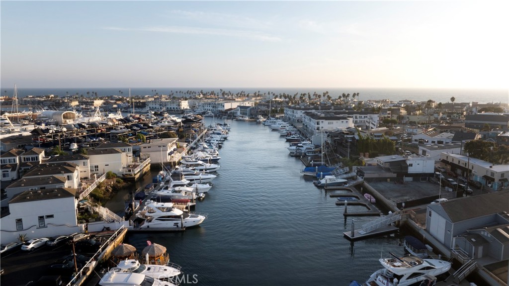 Incredible location, walk to dining, shopping and Newport's best nightlife scene. - 615 Lido Park, Newport Beach CA 92663 - photo 21