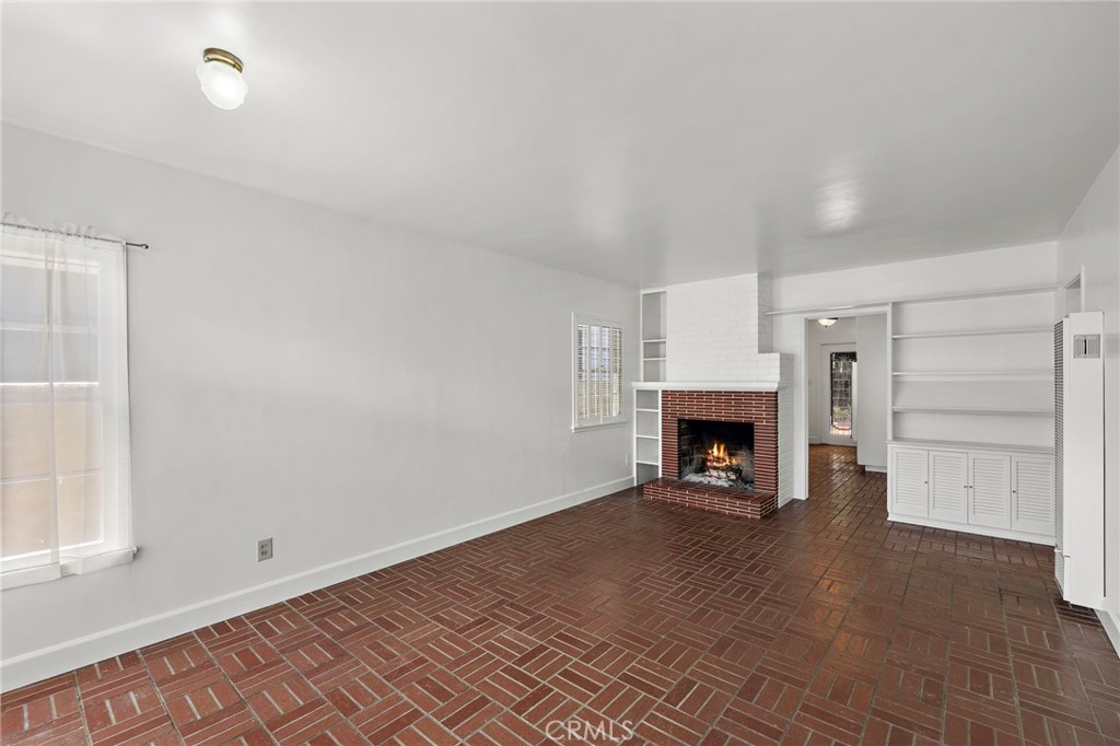 619 Narcissus, Newport Beach CA 92625 - photo 3