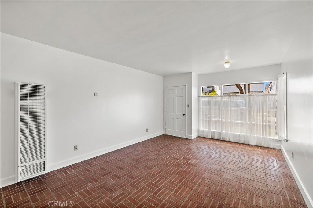 619 Narcissus, Newport Beach CA 92625 - photo 5