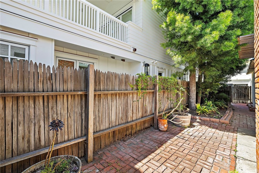 619 Narcissus, Newport Beach CA 92625 - photo 13