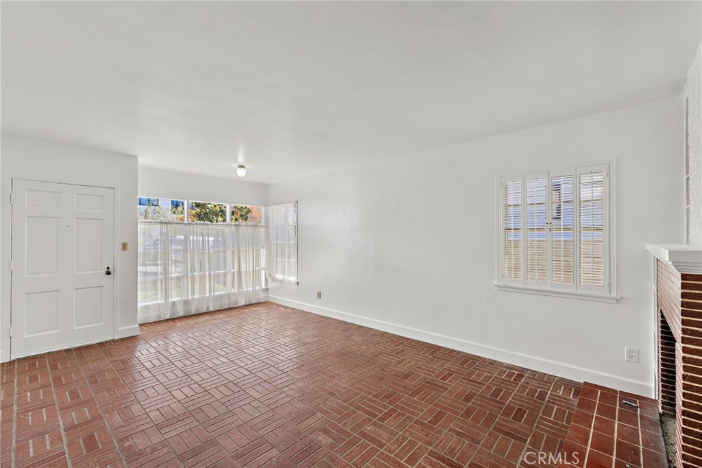 619 Narcissus, Newport Beach CA 92625 - photo 14