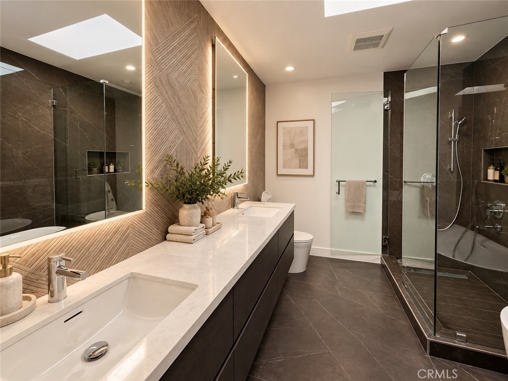 635 Vista Bonita, Newport Beach CA 92660 - photo 13