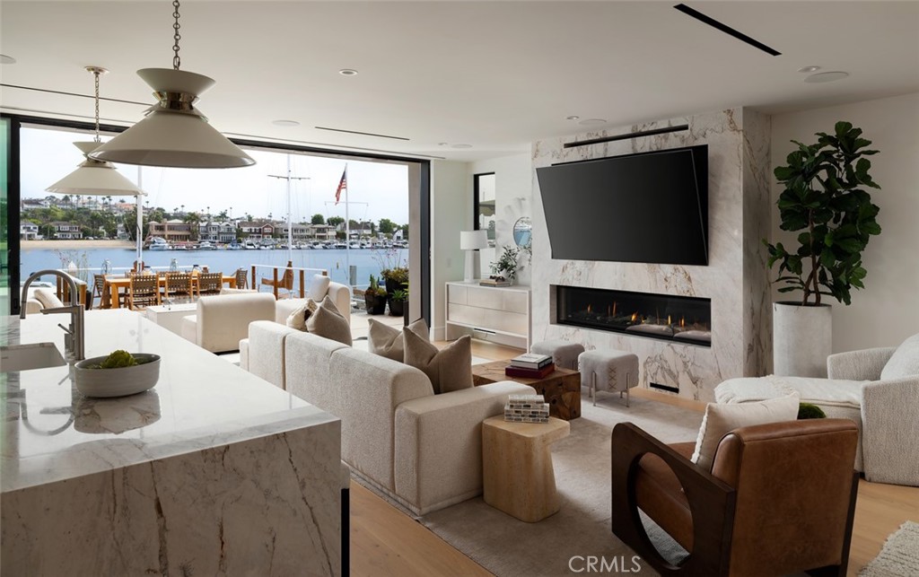 642 Via Lido Nord, Newport Beach CA 92663 - photo 5