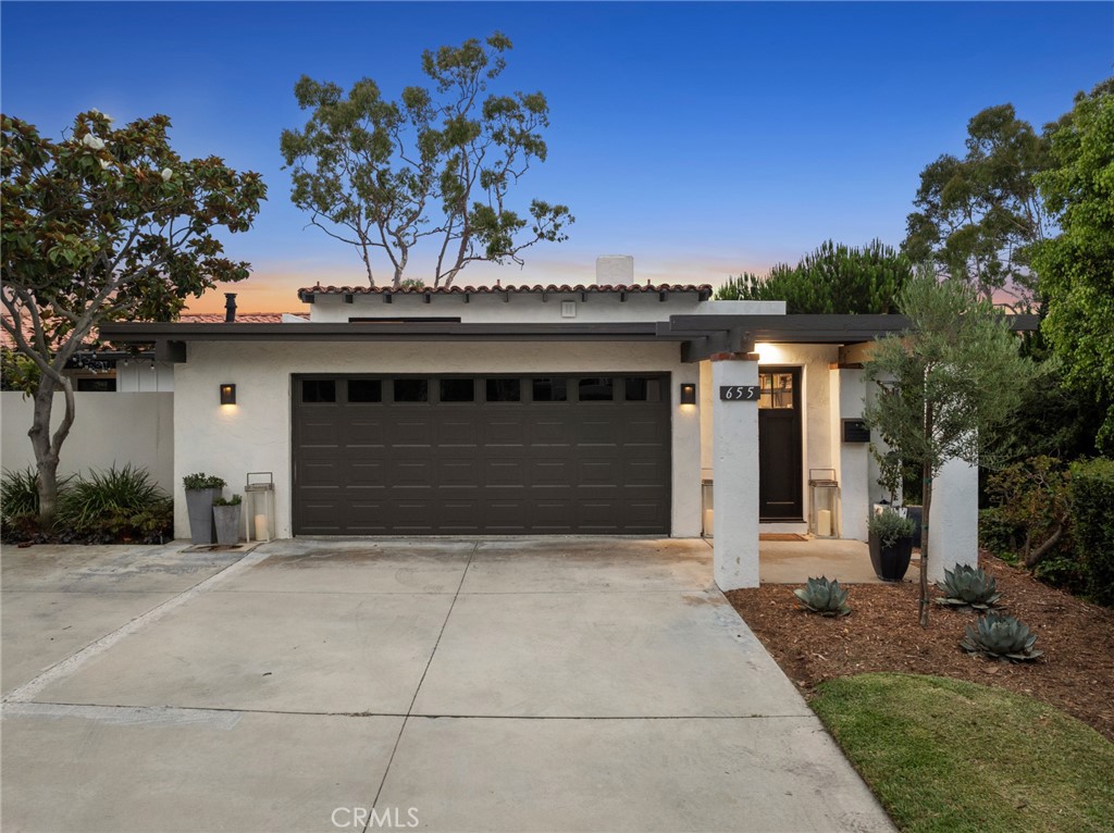 655 Vista Bonita, Newport Beach CA 92660 - photo 1