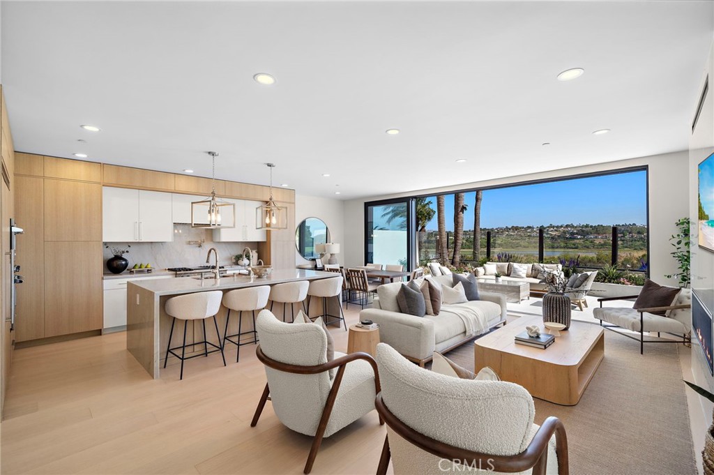 66 Cormorant, Newport Beach CA 92660 - photo 1