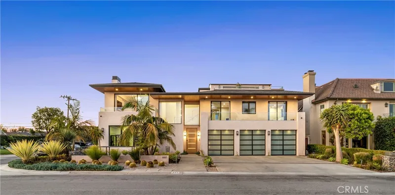 660 Kings Road, Newport Beach