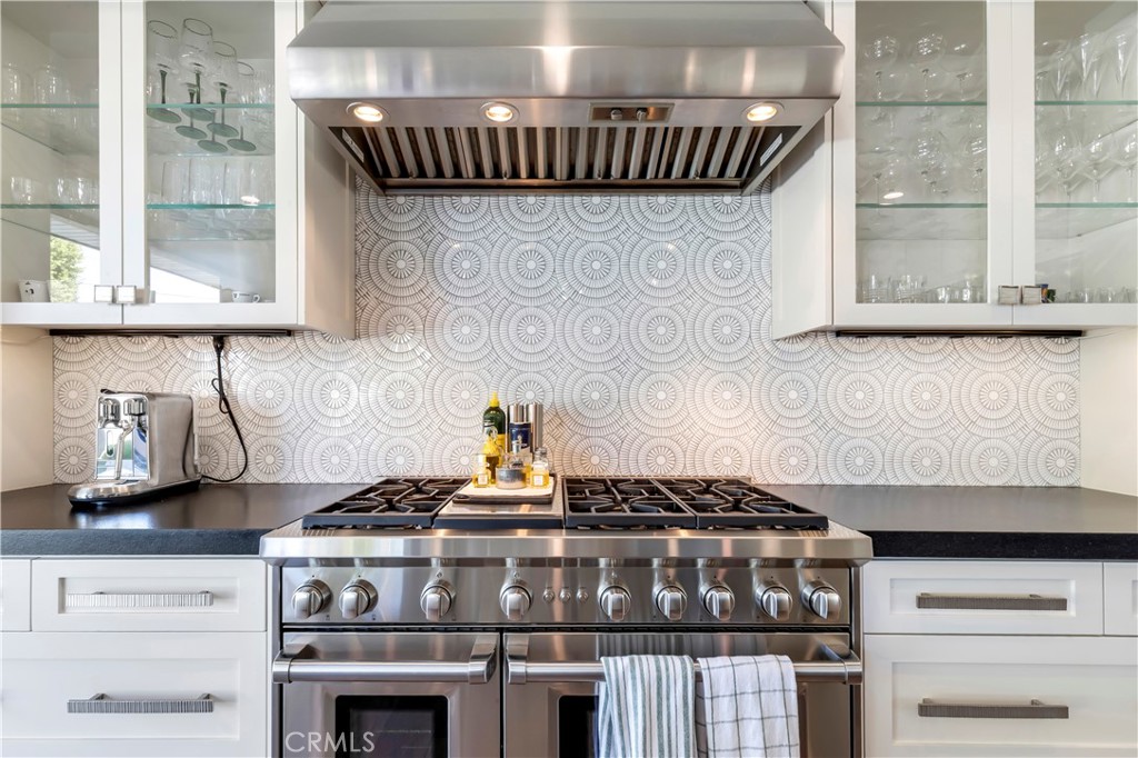 660 Kings Road, Newport Beach CA 92663 - photo 8