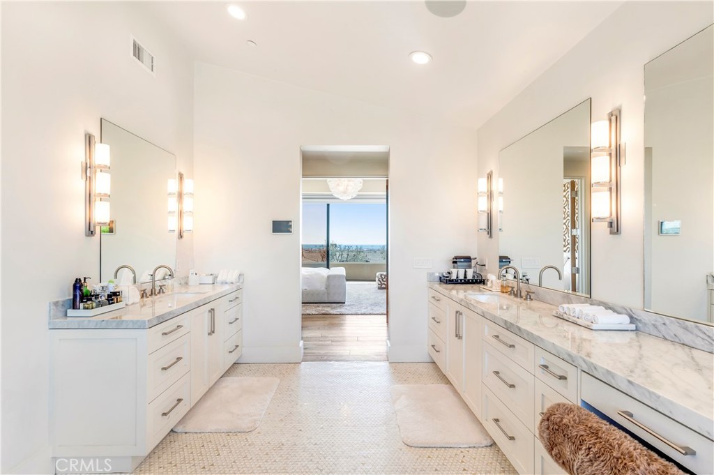 660 Kings Road, Newport Beach CA 92663 - photo 20