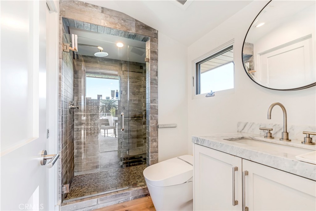660 Kings Road, Newport Beach CA 92663 - photo 31