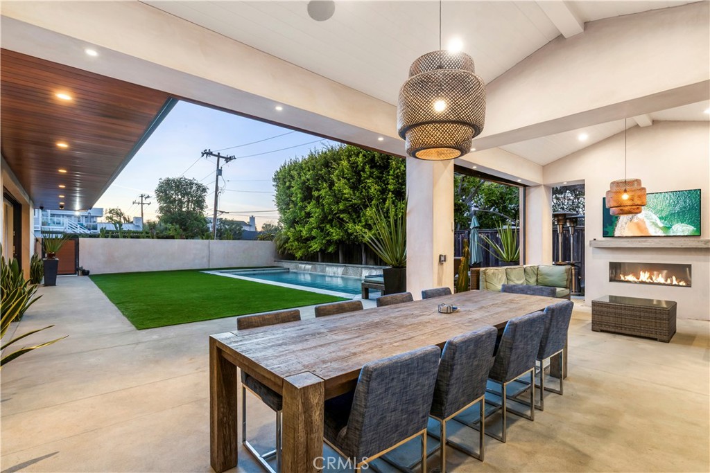 660 Kings Road, Newport Beach CA 92663 - photo 37