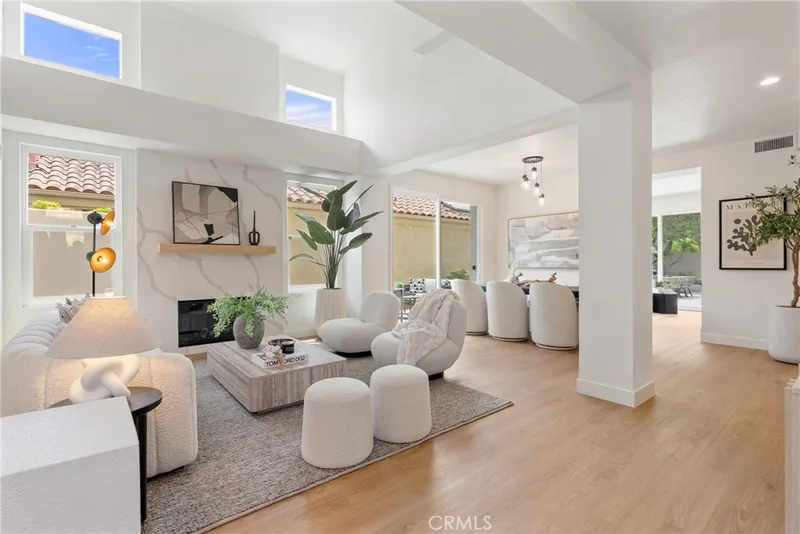 67 Pelican Court, Newport Beach, CA 92660