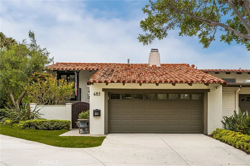 683 Vista Bonita, Newport Beach, CA 92660