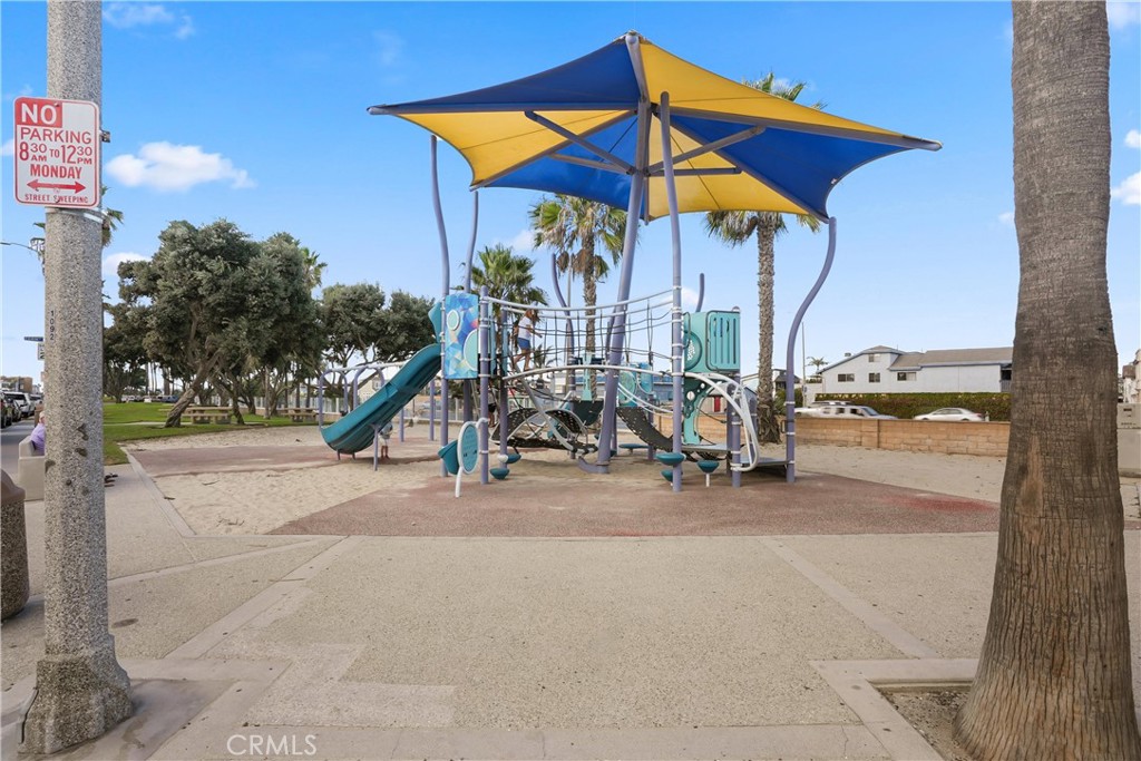 6902 W Oceanfront, Newport Beach CA 92663 - photo 33
