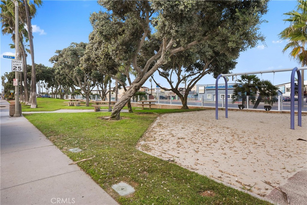 6902 W Oceanfront, Newport Beach CA 92663 - photo 34
