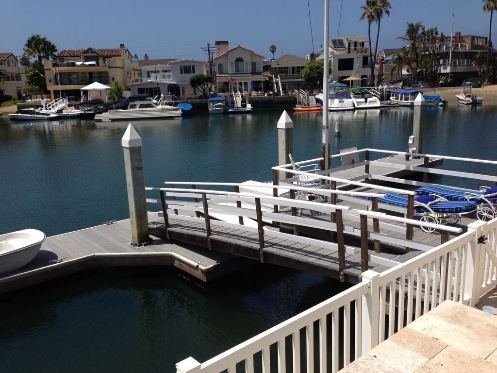 7 Balboa Coves, Newport Beach CA 92663 - photo 16