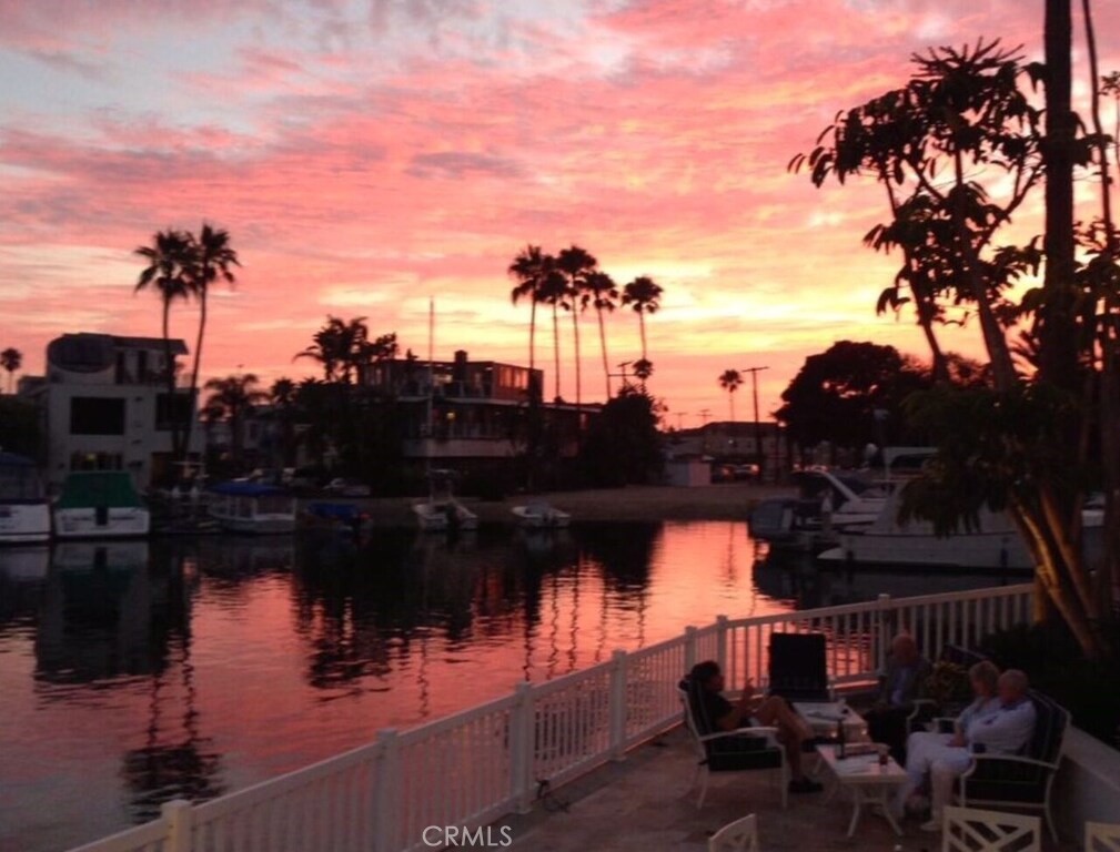7 Balboa Coves, Newport Beach CA 92663 - photo 21