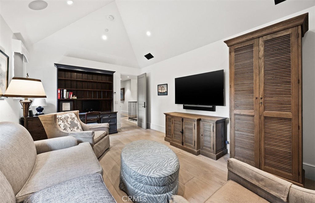 7 Oakmont Lane, Newport Beach CA 92660 - photo 48