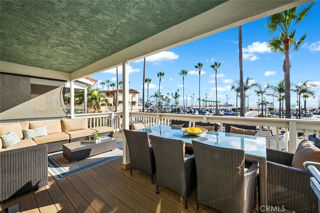 700 E Oceanfront, Newport Beach CA 92661 - photo 43