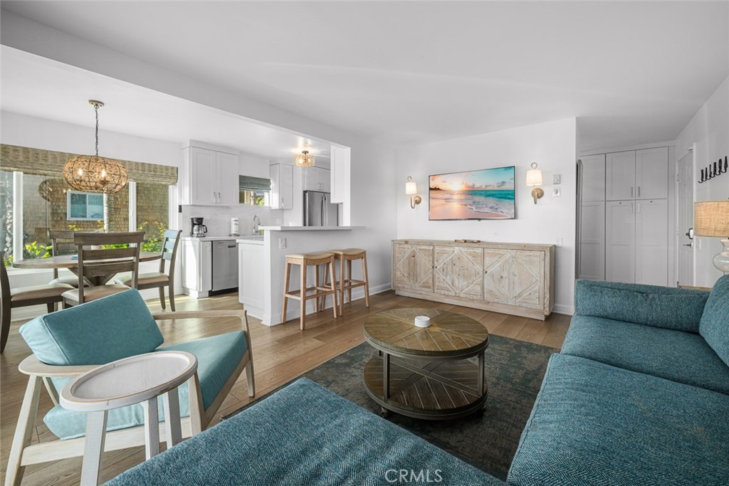 700 E Oceanfront, Newport Beach CA 92661 - photo 51