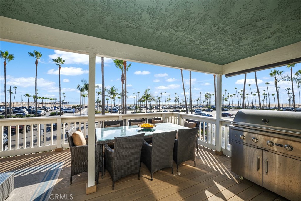 700 E Oceanfront, Newport Beach CA 92661 - photo 6