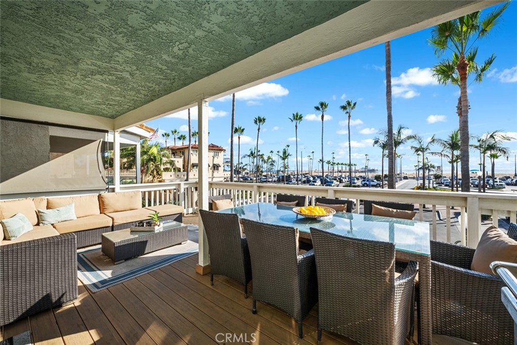 700 E Oceanfront, Newport Beach CA 92661 - photo 7