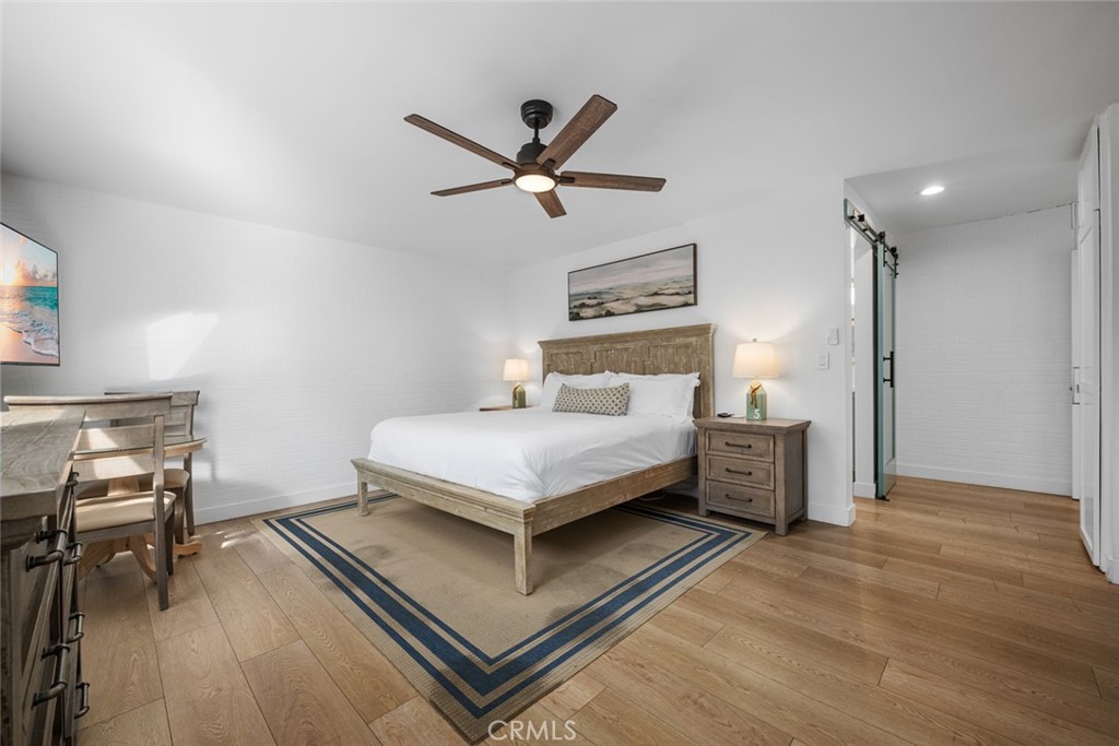 700 E Oceanfront, Newport Beach CA 92661 - photo 19