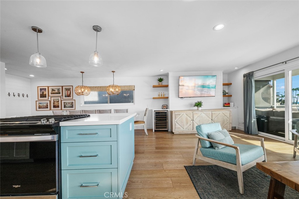 700 E Oceanfront, Newport Beach CA 92661 - photo 35