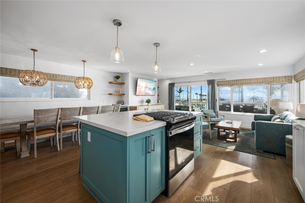 700 E Oceanfront, Newport Beach CA 92661 - photo 41