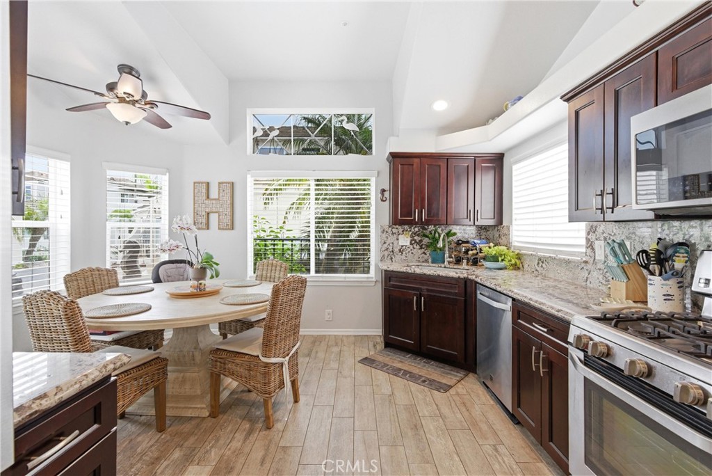 700 Lido Park Drive 14, Newport Beach CA 92663 - photo 8