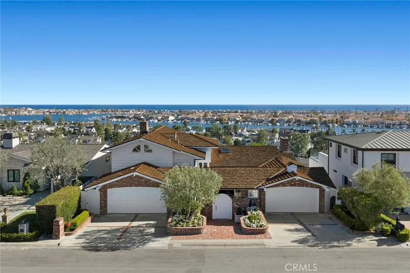 701 Kings Road, Newport Beach, CA 92663