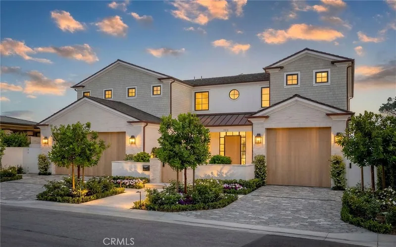 702 Saint James Pl, Newport Beach, CA 92663