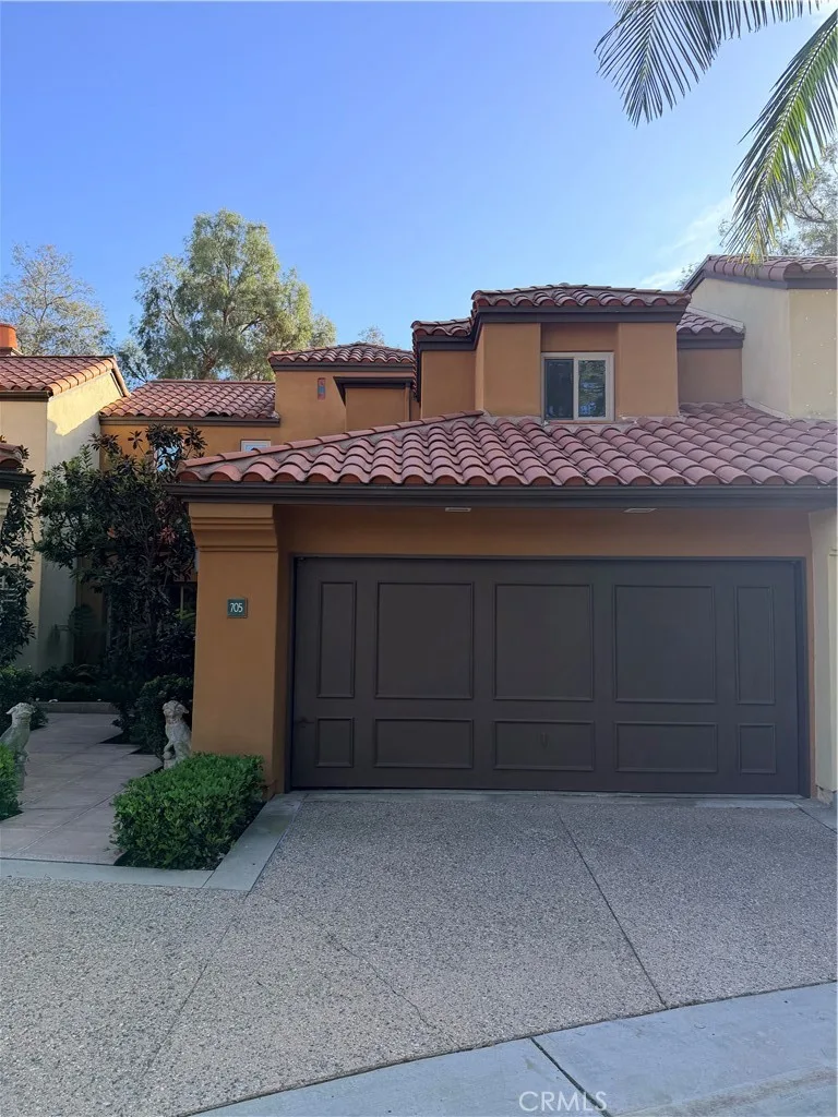 705 Bay Hill Drive, Newport Beach, CA 92660