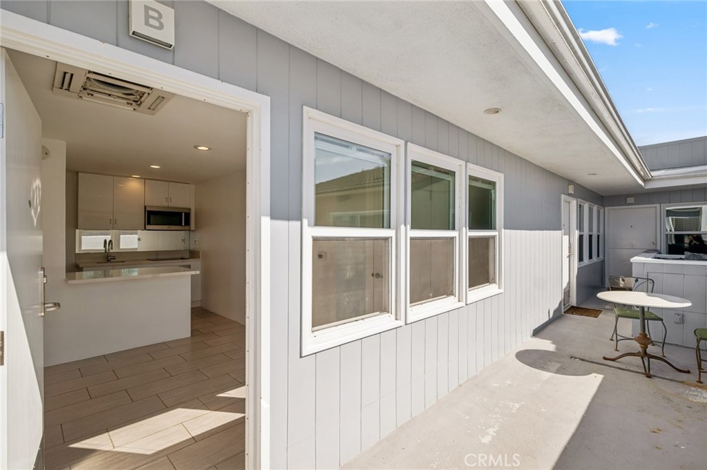 705 E Balboa B, Newport Beach CA 92661 - photo 1